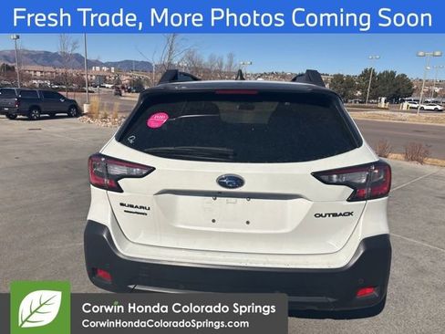 Used 2025 Subaru Outback Onyx Edition image 4