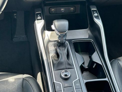 Used 2021 Kia Sorento S w/ Panoramic Sunroof Package FWD image 21