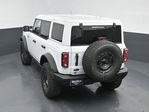 New 2025 Ford Bronco Badlands image 13