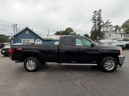 Used 2013 Chevrolet Silverado 2500 LTZ w/ LTZ Plus Package AWD/4WD image 7