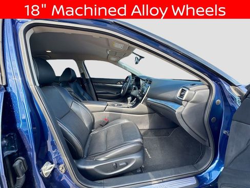 Used 2019 Nissan Maxima 3.5 SV w/ Floor Mat Group FWD image 18