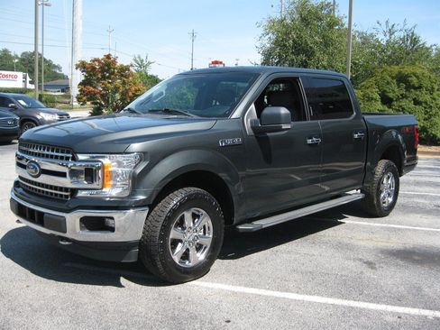 Used 2018 Ford F150 XLT w/ Equipment Group 301A Mid AWD/4WD image 4