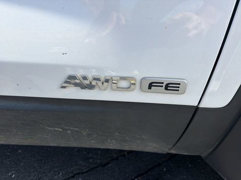 Used 2016 Kia Sorento EX image 11