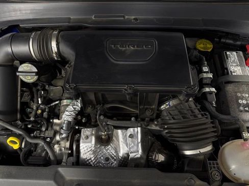 Used 2025 Jeep Compass Trailhawk w/ Trailhawk Elite Group image 11