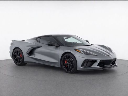 Used 2023 Chevrolet Corvette Stingray Preferred Conv w/ Stealth Interior Trim Package RWD image 9