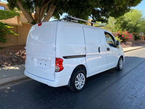 Used 2018 Nissan NV200 SV FWD image 3