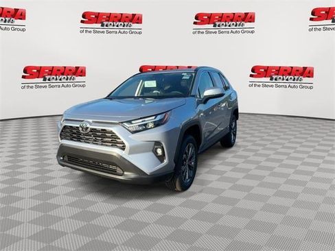 Certified 2025 Toyota RAV4 XLE Premium image 5