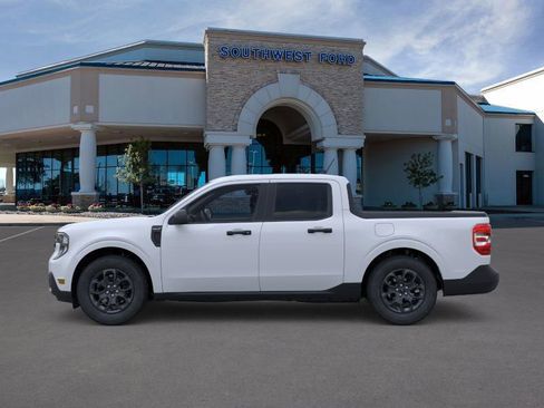New 2026 Ford Maverick XLT image 3
