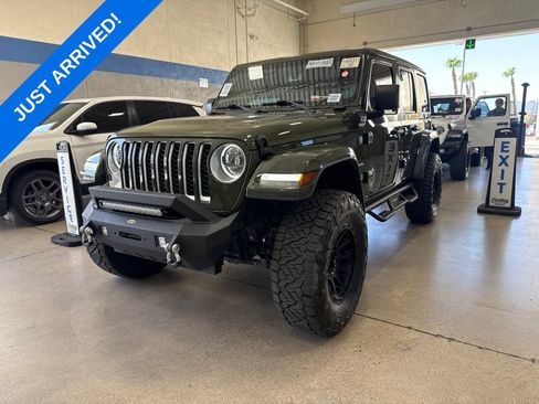 Used 2023 Jeep Wrangler Unlimited Sahara AWD/4WD image 1
