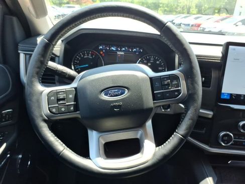 Used 2023 Ford Expedition Max XLT AWD/4WD image 14