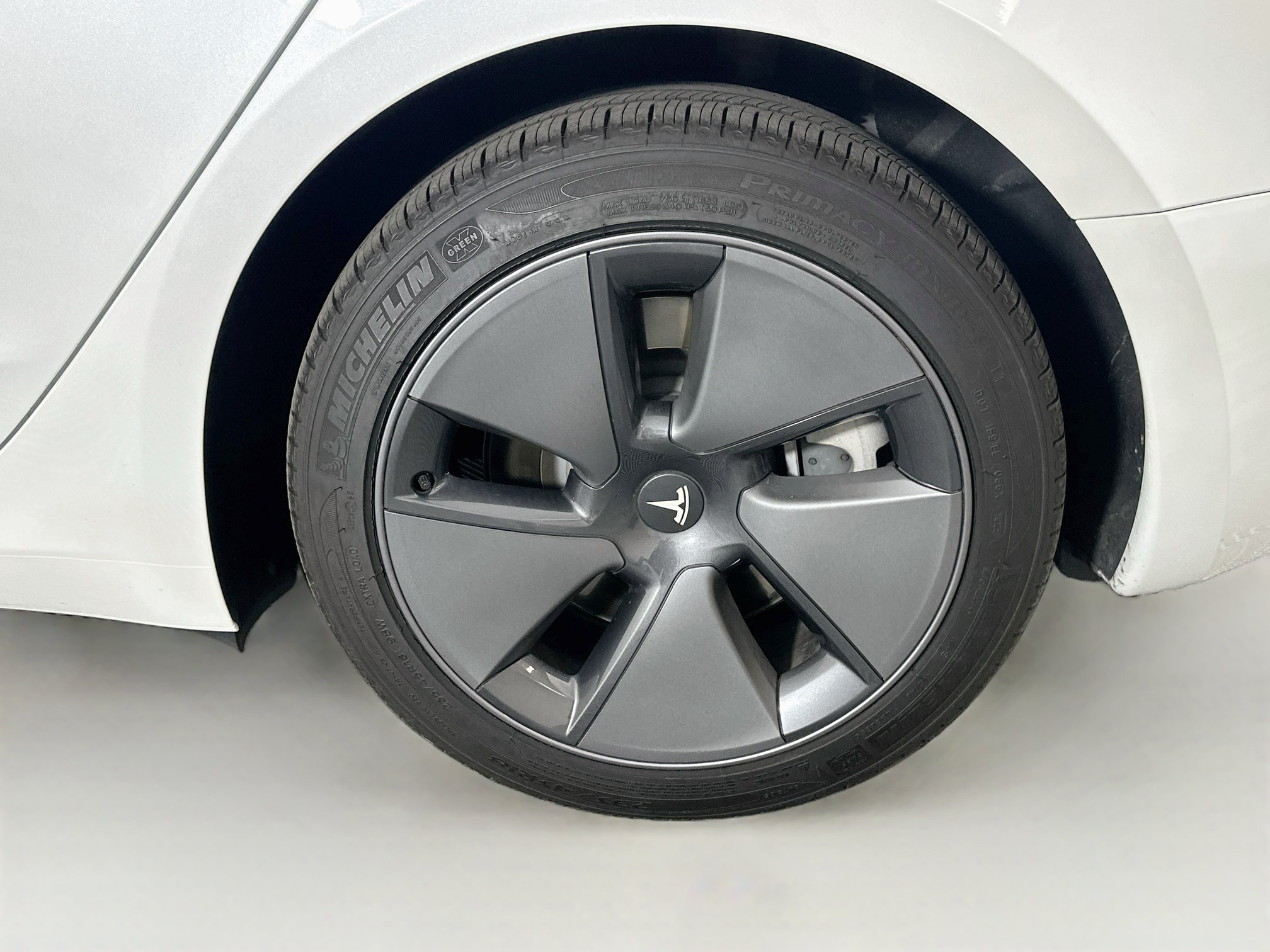 Used 2023 Tesla Model 3 Standard Range RWD image 11