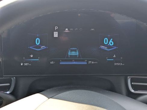 Certified 2024 Hyundai Elantra Limited image 8