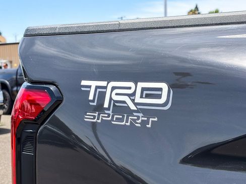 Used 2024 Toyota Tacoma TRD Sport w/ TRD Sport Upgrade Package AWD/4WD image 12