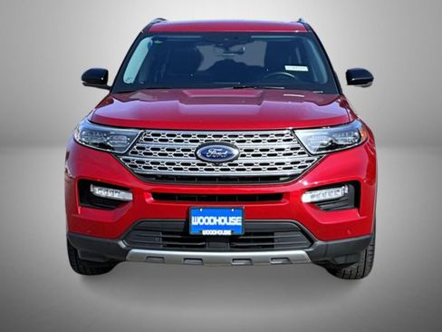 Used 2023 Ford Explorer Limited w/ Equipment Group 301A AWD/4WD image 2