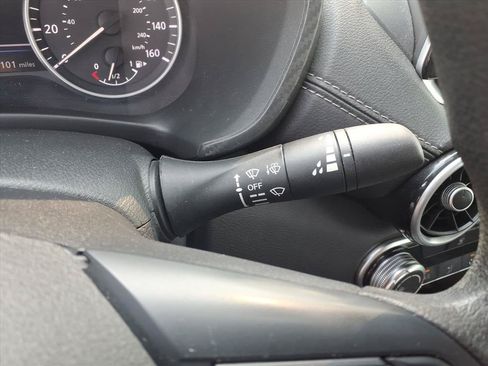Used 2024 Nissan Sentra SV FWD image 21