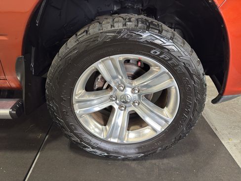 Used 2017 RAM 1500 Sport w/ Copper Sport Package AWD/4WD image 16