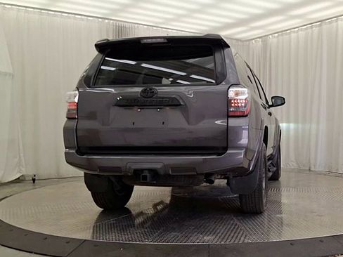 Used 2021 Toyota 4Runner Venture image 8