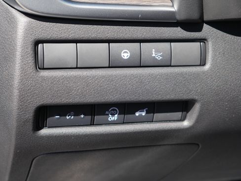 New 2026 Nissan Rogue Platinum w/ Platinum Premium Package AWD/4WD image 6