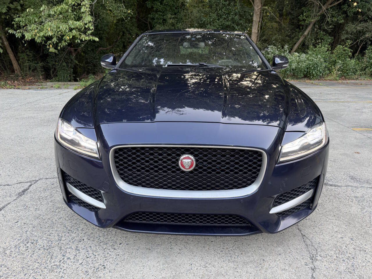 Used 2018 Jaguar XF R-Sport AWD/4WD image 15