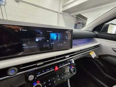 New 2026 Hyundai Tucson Limited FWD image 19
