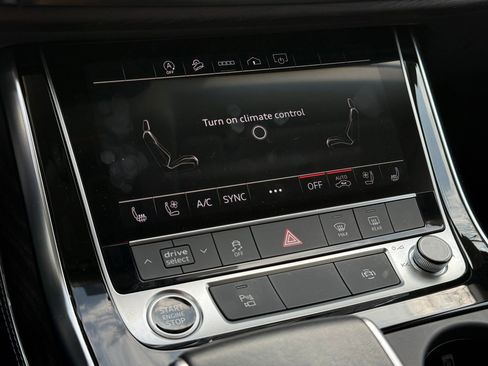 Used 2023 Audi Q8 Premium Plus w/ Premium Plus Package AWD/4WD image 26