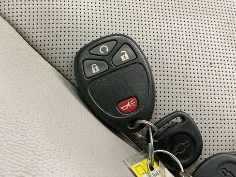 Used 2012 Chevrolet Avalanche LTZ image 31