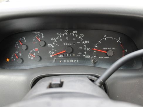 Used 1999 Ford F450 XLT image 12