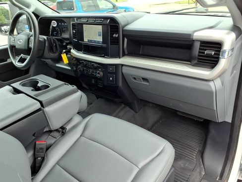 Used 2023 Ford F250 XL w/ XL Chrome Package AWD/4WD image 15