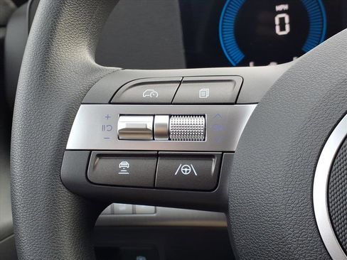 New 2026 Hyundai Kona SE image 10