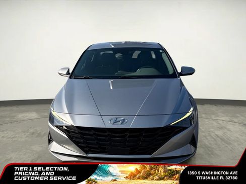 Used 2021 Hyundai Elantra SEL w/ Convenience Package FWD image 17