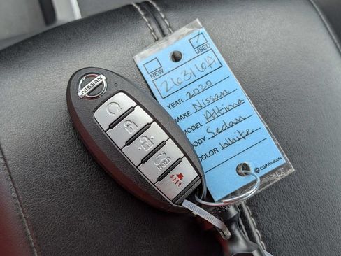 Used 2020 Nissan Altima 2.5 S FWD image 28