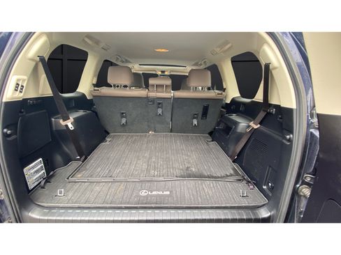 Used 2022 Lexus GX 460 Luxury w/ Accessory Package AWD/4WD image 28