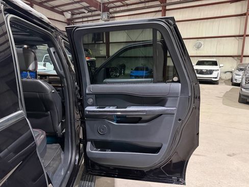 Used 2022 Ford Expedition Max Limited AWD/4WD image 20