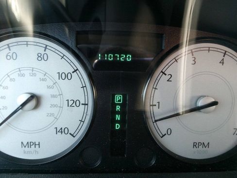 Used 2006 Chrysler 300 Touring RWD image 10