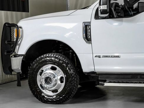 Used 2022 Ford F350 Lariat w/ Lariat Value Package AWD/4WD image 12