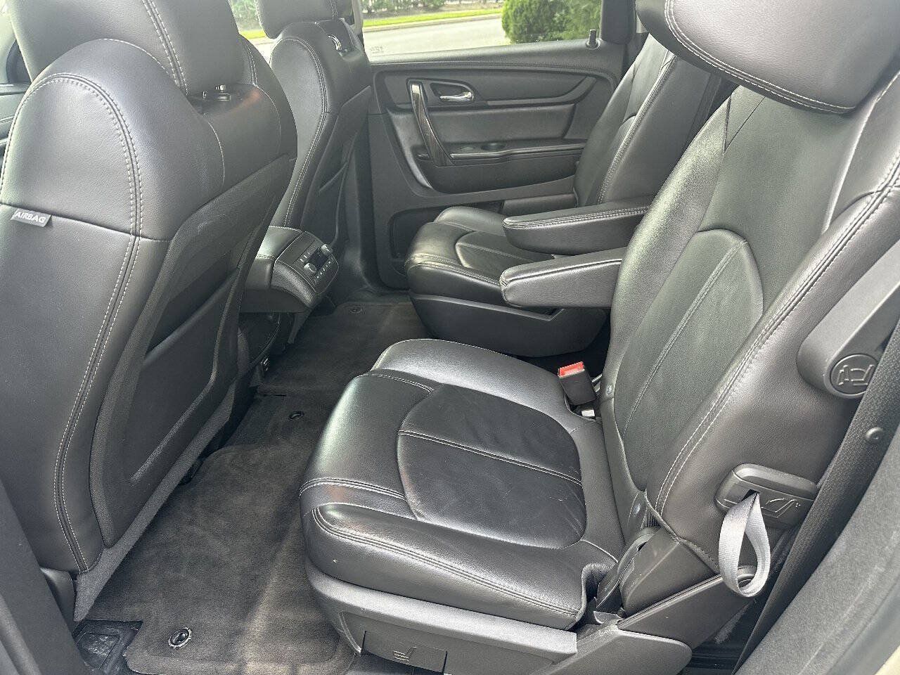 Used 2016 Chevrolet Traverse LT AWD/4WD image 12