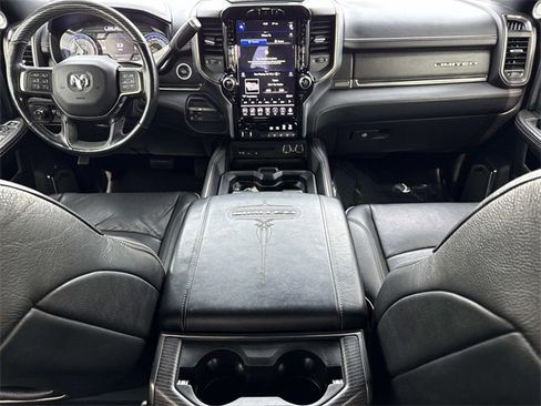 Used 2019 RAM 2500 Limited image 17
