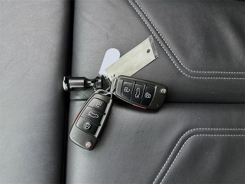 Used 2022 Audi Q3 2.0T Premium Plus w/ Premium Plus Package image 34