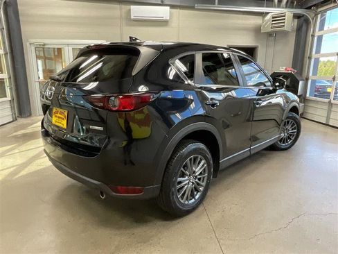 Used 2020 MAZDA CX-5 Touring image 5