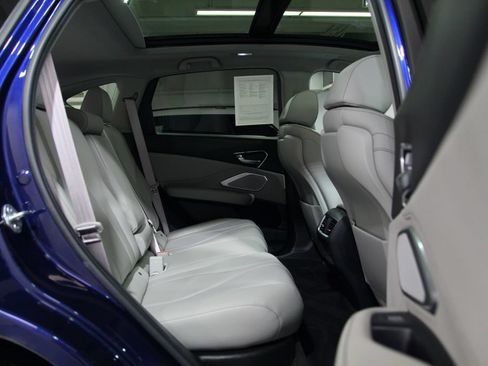Used 2024 Acura RDX SH-AWD w/ Technology Package image 24