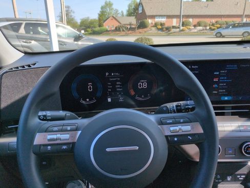 New 2026 Hyundai Kona SE FWD image 17
