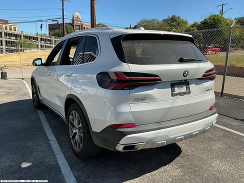 Used 2024 BMW X5 xDrive40i w/ Parking Assistance Package AWD/4WD image 5