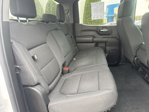Used 2021 Chevrolet Silverado 1500 Custom w/ Custom Max Trailering Package AWD/4WD image 10