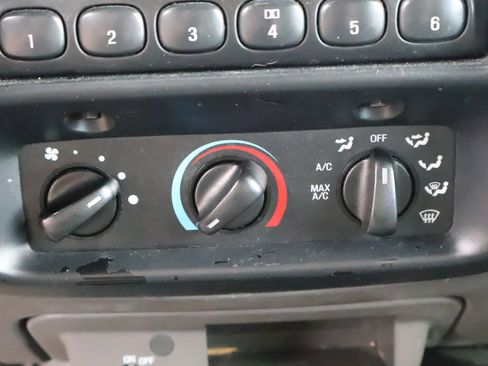Used 2001 Ford Ranger XLT AWD/4WD image 33