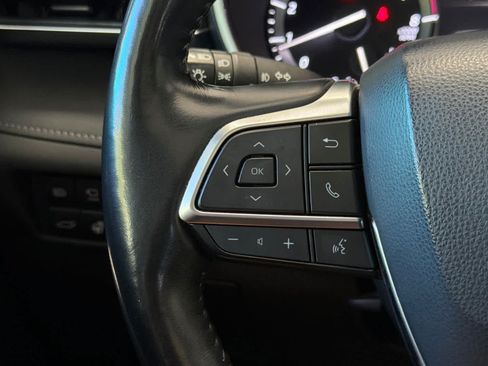 Used 2021 Toyota Highlander Platinum FWD image 27