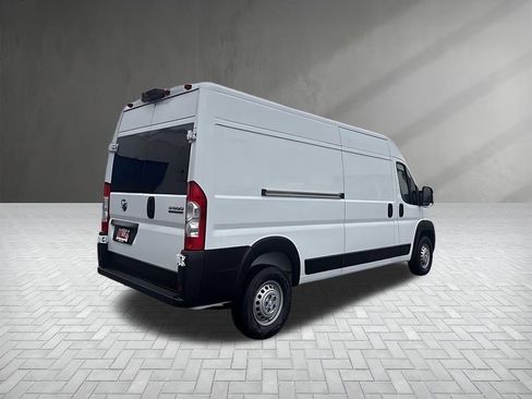 Used 2024 RAM ProMaster 2500 FWD image 7