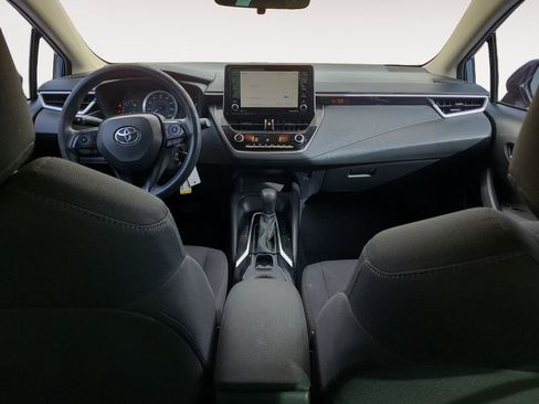 Used 2021 Toyota Corolla LE w/ Carpet Mat Package (TMS) FWD image 10