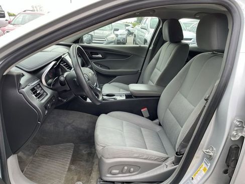 Used 2015 Chevrolet Impala LS FWD image 14