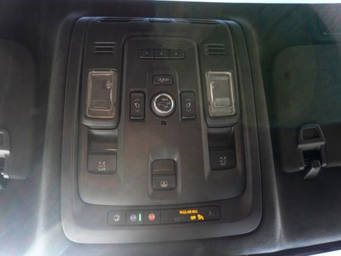 Used 2024 Cadillac Escalade V AWD/4WD image 35