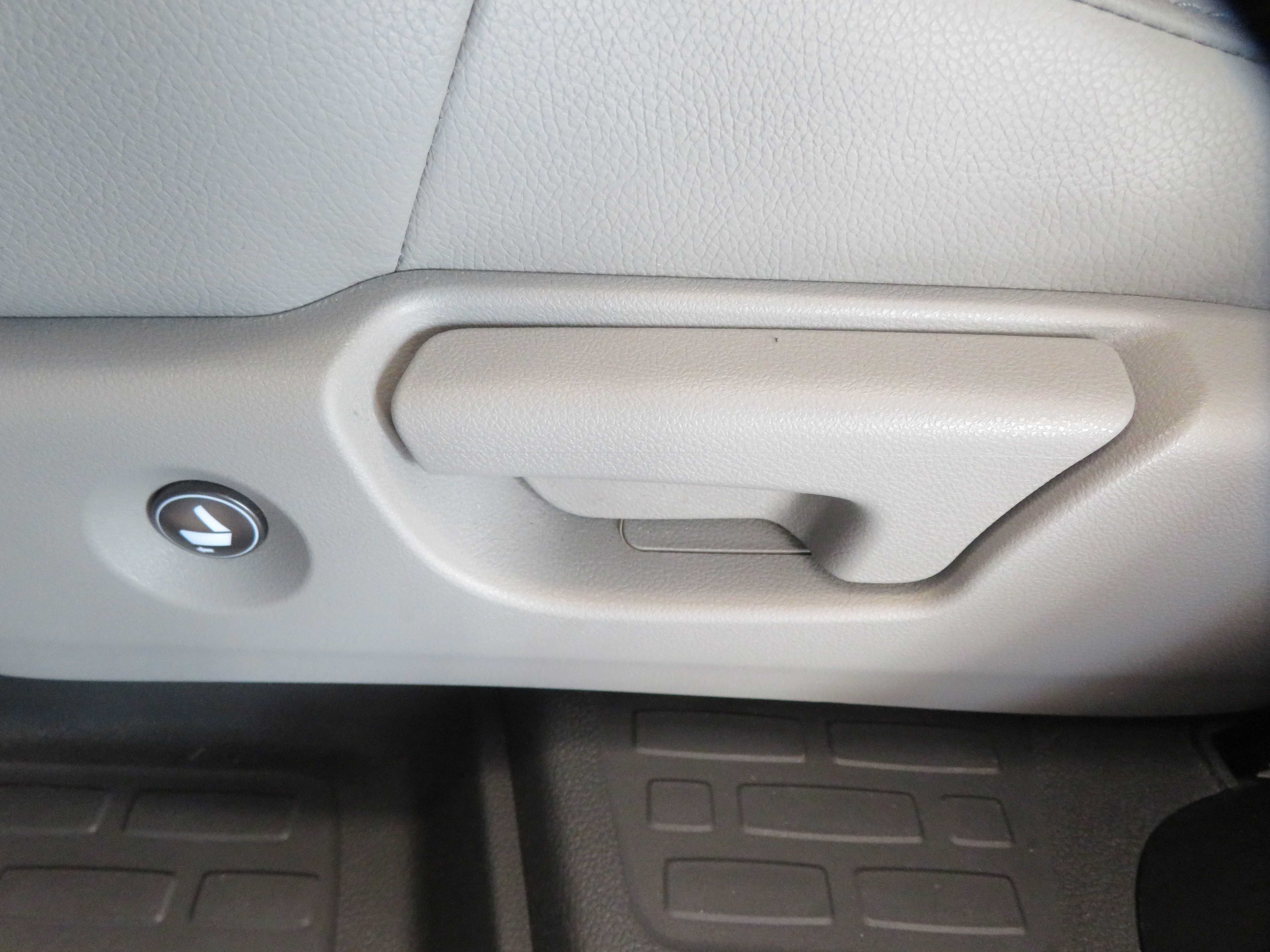 Used 2017 Honda Pilot Elite image 21